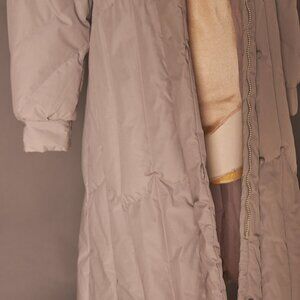 1980s Vintage J. Gallery Duck Down Quilted Long Gray Coat Full Length